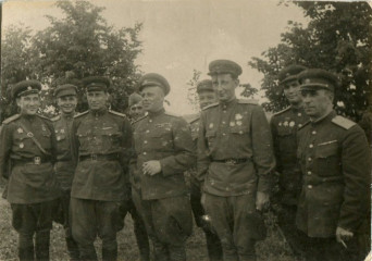 Офицеры, 1944
