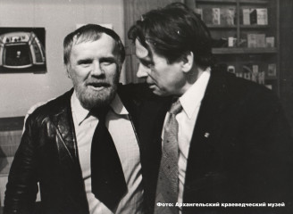 В.Белов и Ф. Абрамов на V пленуме Союза писателей СССР, 7 декабря 1978 г. Автор фото - Н.Г. Кочнев