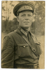 В.М. Оленин. 1942
